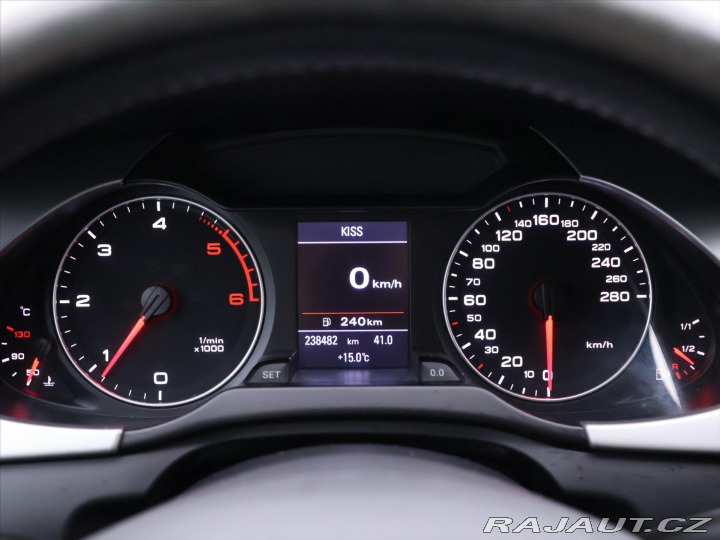 Audi A4 2,0 TDI 125kW S-Line Aut. 2010