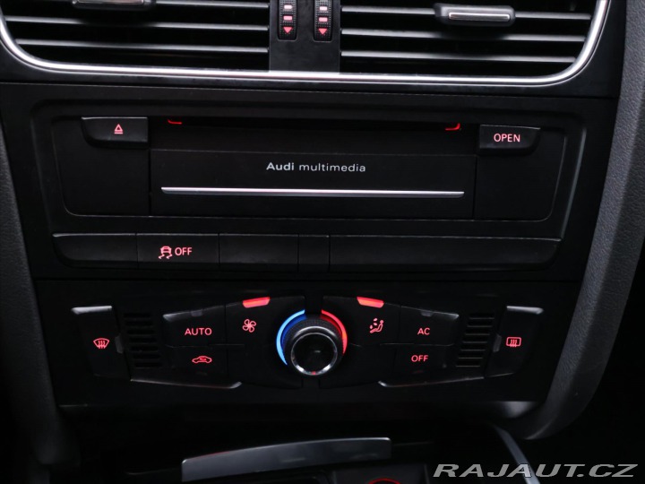 Audi A4 2,0 TDI 125kW S-Line Aut. 2010