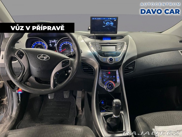 Hyundai Elantra 1,6 i 97kW CZ Comfort Kli 2013