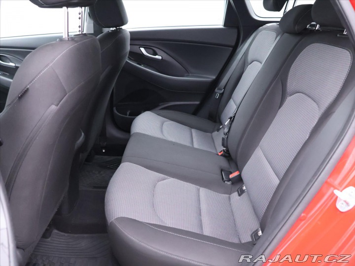 Hyundai i30 1,6 CDRi 81kW CZ Klima Ta 2017