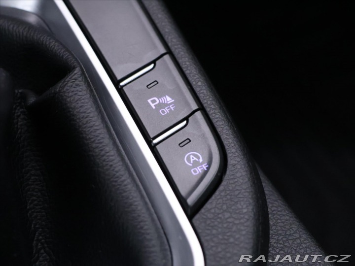 Hyundai i30 1,6 CDRi 81kW CZ Klima Ta 2017