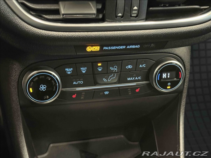 Ford Fiesta 1,0 TITANIUM, NAVI 2017