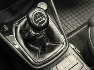 Ford Fiesta 1,0 TITANIUM, NAVI 2017