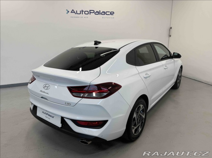 Hyundai i30 1,0 SMART CLIMATE, AUTOMA 2024