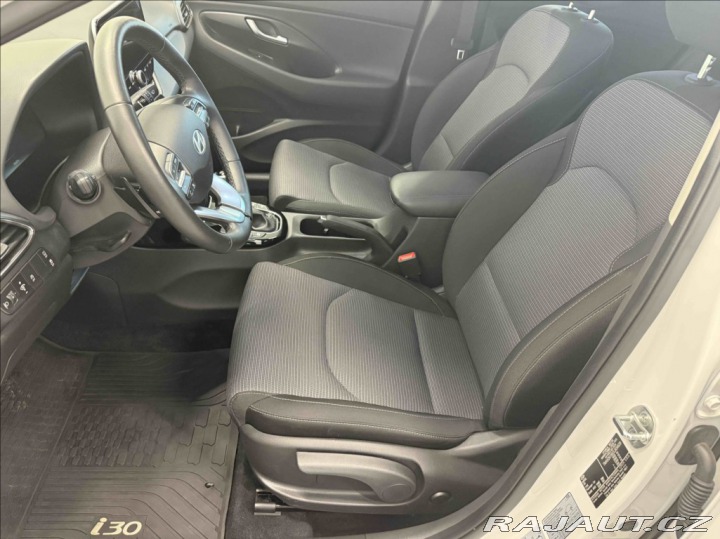 Hyundai i30 1,0 SMART CLIMATE, AUTOMA 2024
