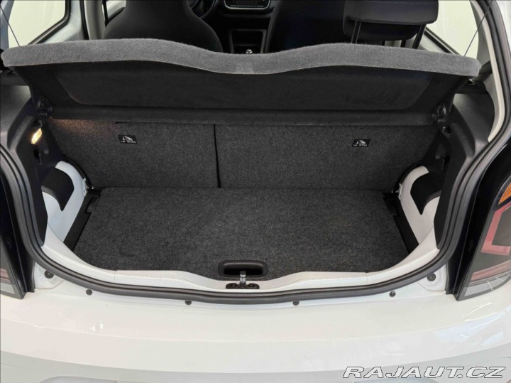 Volkswagen up! 1,0 2020