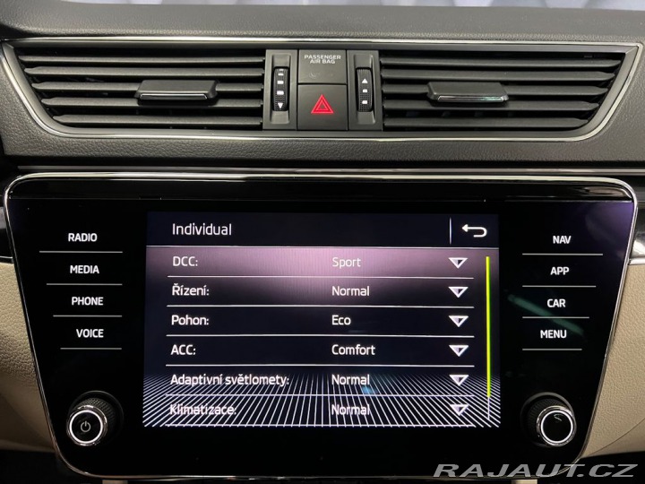 Škoda Superb 2.0 TDI 4x4 DSG LAURIN&am 2020