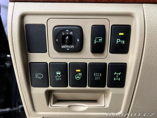 Toyota Land Cruiser 200D V8 D-4D LUXURY, 7MÍS 2013