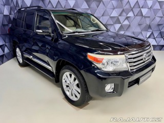 Toyota Land Cruiser 200D V8 D-4D LUXURY, 7MÍS 2013