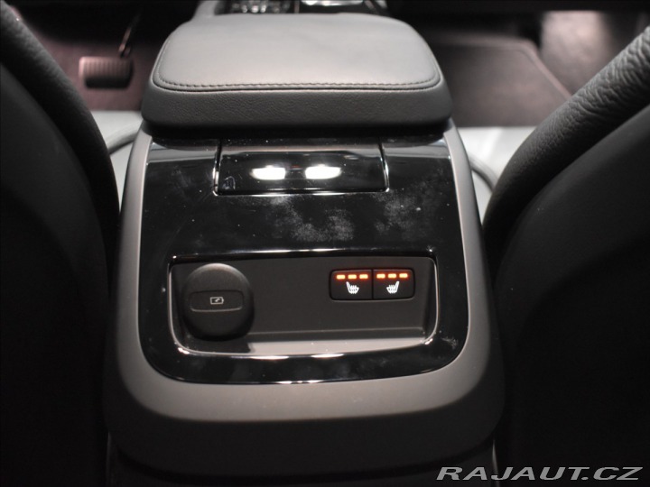 Volvo V60 T8 AWD PLUS BLIS,Bezklíč 2025