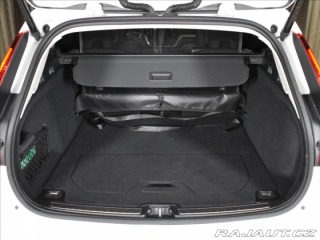 Volvo V60 T8 AWD PLUS BLIS,Bezklíč 2025