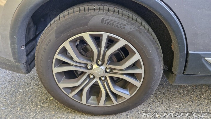 Mitsubishi Outlander 2,3 4x4 2016