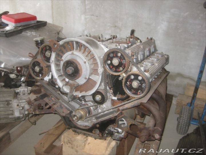 Tatra Ostatní modely Tatra 613-3 1800