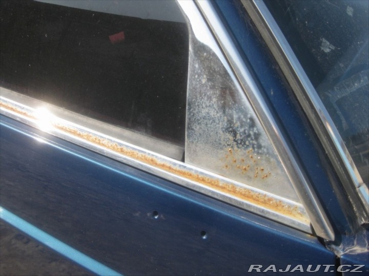 Tatra Ostatní modely Tatra 613-3 1800