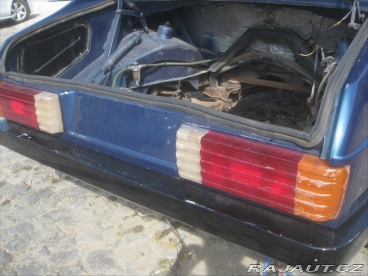 Tatra Ostatní modely Tatra 613-3 1800