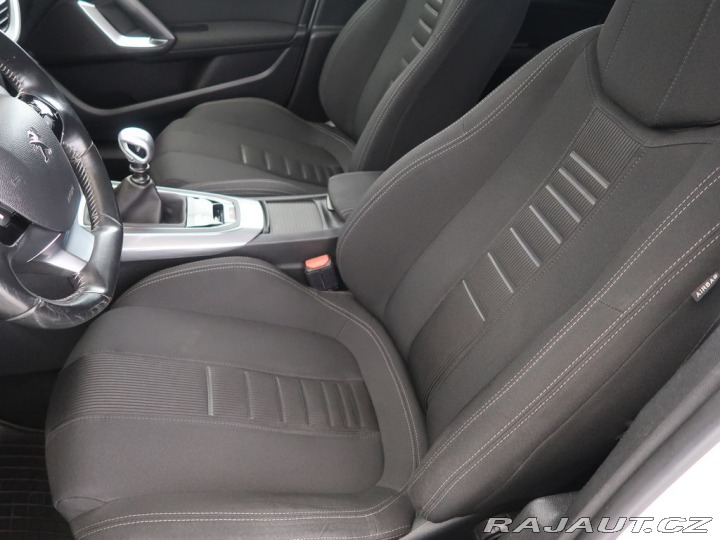 Peugeot 308 1.2,PureTech,CZ,ALLURE 2014