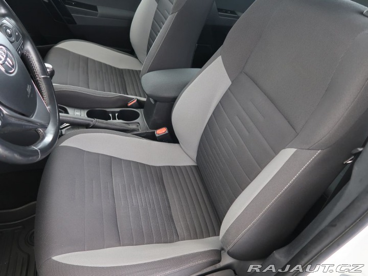 Toyota Auris 1.6VVT-i,1Maj,CZ,ActiveTr 2017