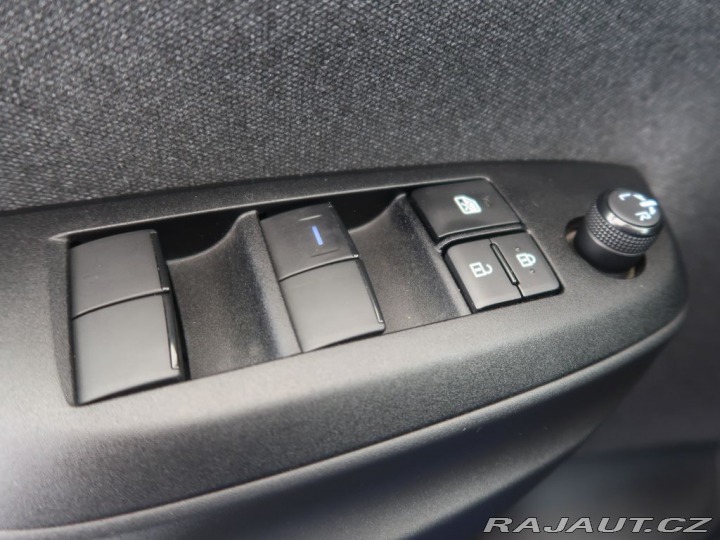 Toyota Yaris 1.5,VVT-i,1Maj,CZ,Comfort 2021