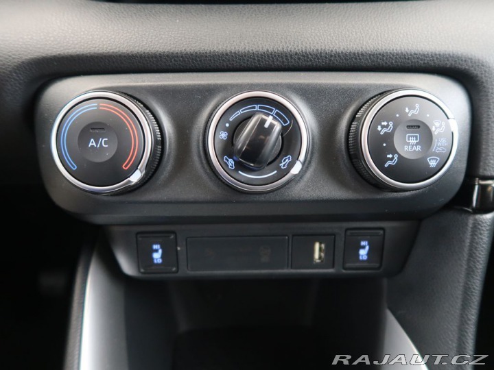 Toyota Yaris 1.5,VVT-i,1Maj,CZ,Comfort 2021