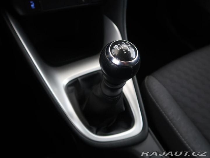 Toyota Yaris 1.5,VVT-i,1Maj,CZ,Comfort 2021