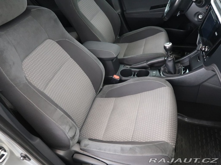 Toyota Auris 1.6VVT-i,CZ,1Maj,Manuál 2018