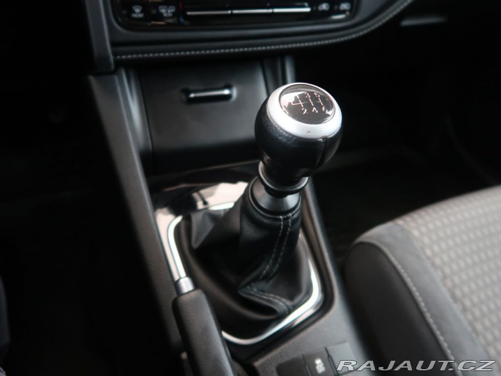 Toyota Auris 1.6VVT-i,CZ,1Maj,Manuál 2018