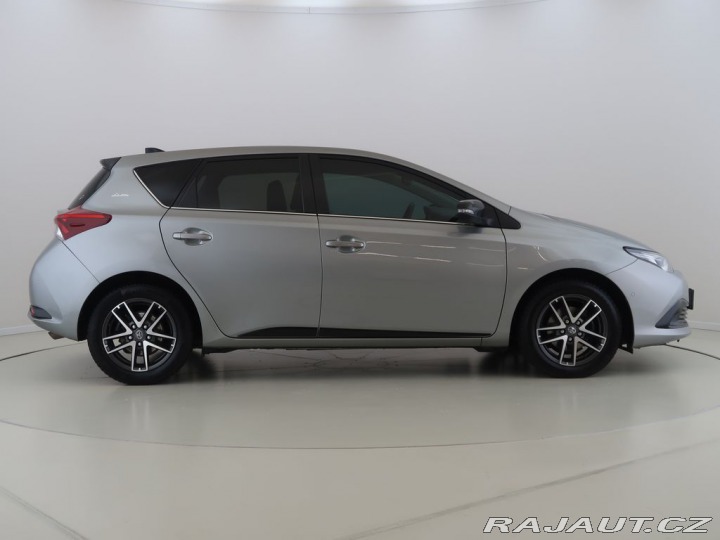 Toyota Auris 1.6VVT-i,CZ,1Maj,Manuál 2018