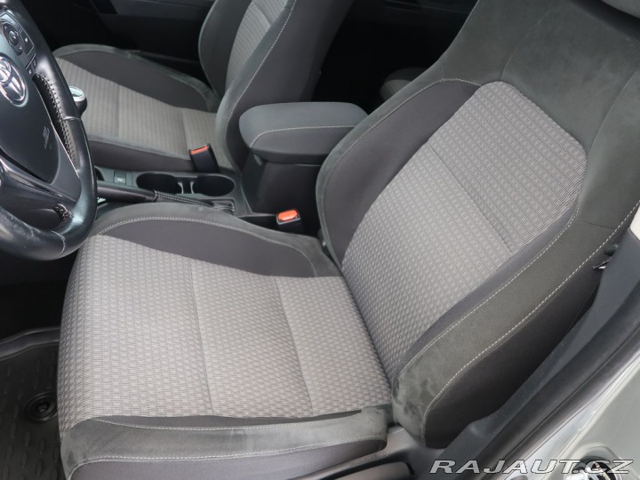 Toyota Auris 1.6VVT-i,CZ,1Maj,Manuál 2018