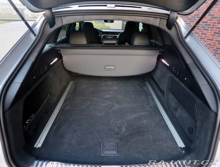 Audi RS6 Avant  4.0 TFSI V8 Quattr 2022