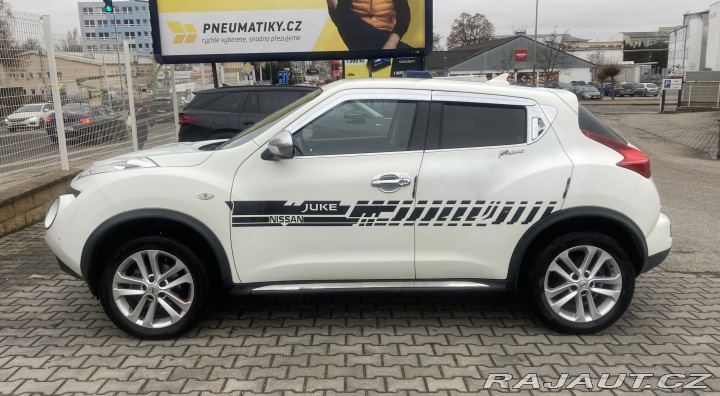 Nissan Juke F15 2014