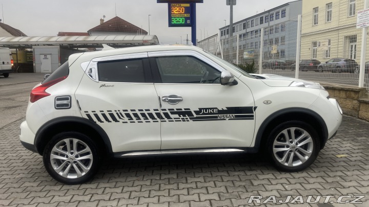 Nissan Juke F15 2014