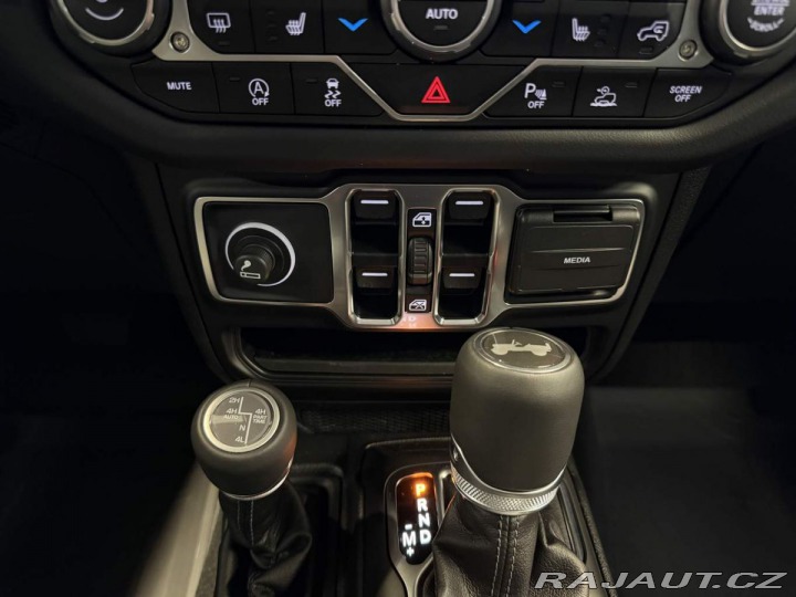 Jeep Wrangler Sahara 2.0 Turbo 272k AT8 2025