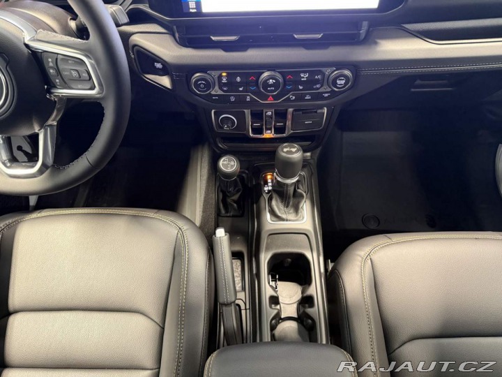 Jeep Wrangler Sahara 2.0 Turbo 272k AT8 2025