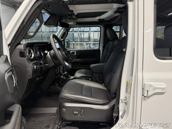 Jeep Wrangler Sahara 2.0 Turbo 272k AT8 2025