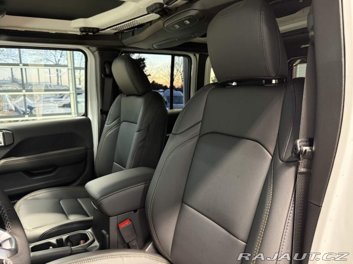 Jeep Wrangler Sahara 2.0 Turbo 272k AT8 2025