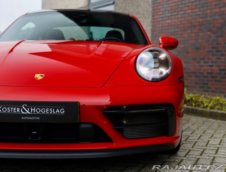 Porsche 911 992 Carrera 4 GTS | PDCC 2023