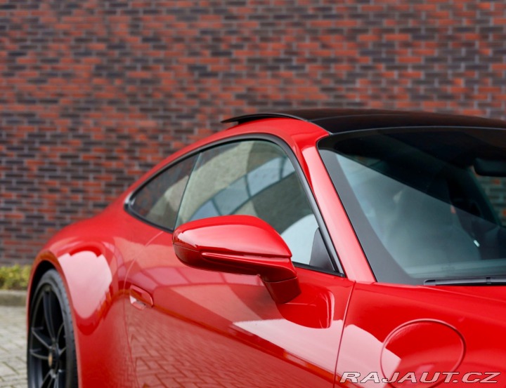 Porsche 911 992 Carrera 4 GTS | PDCC 2023