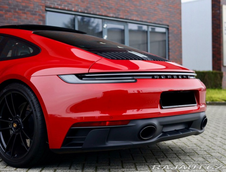 Porsche 911 992 Carrera 4 GTS | PDCC 2023