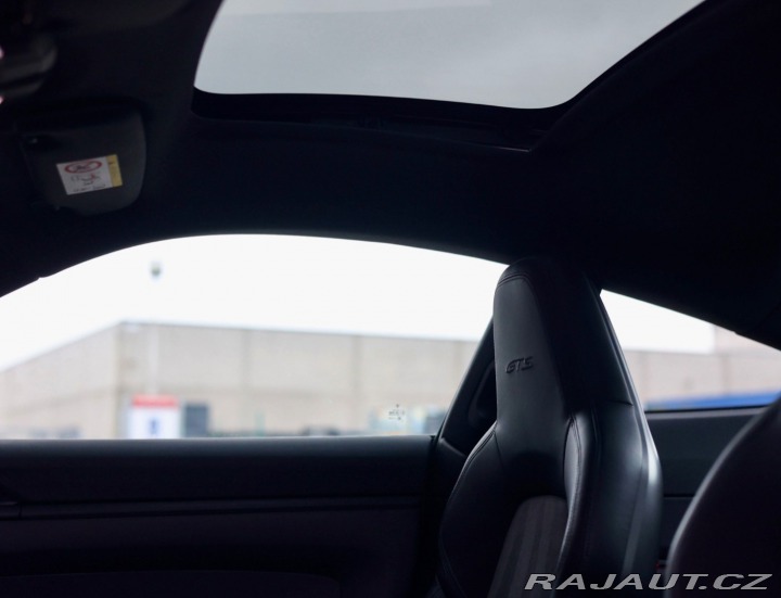 Porsche 911 992 Carrera 4 GTS | PDCC 2023