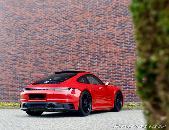 Porsche 911 992 Carrera 4 GTS | PDCC 2023