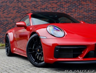 Porsche 911 992 Carrera 4 GTS | PDCC 2023