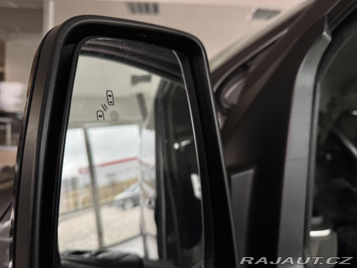 Ford Tourneo Custom 2,0EcoB L2*136kW*Titanium 2020