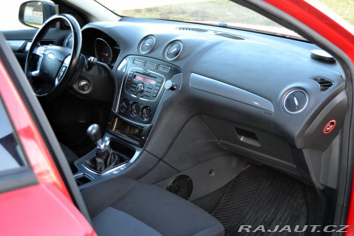 Ford Mondeo 2.0 TDCI Ambiente kombi 2011