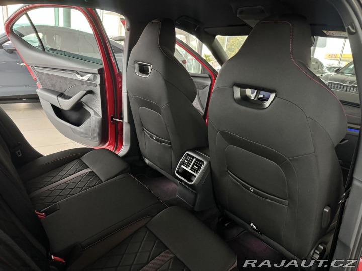 Škoda Octavia RS 2,0TSI 180kW*DSG*REZER 2021