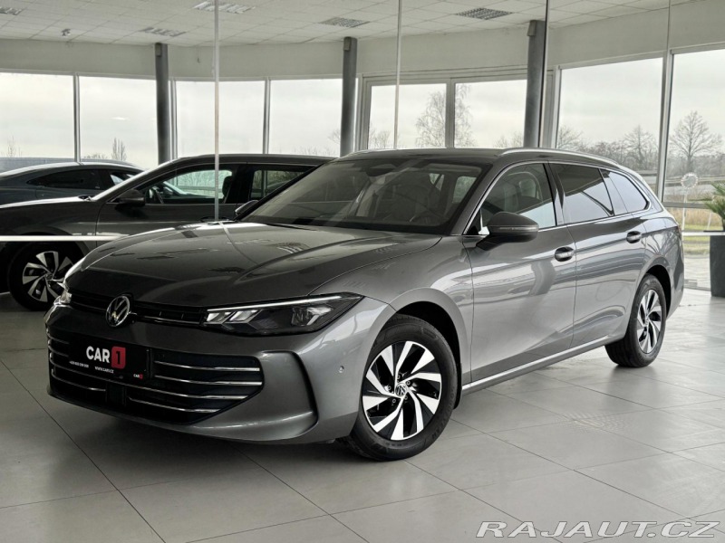 Volkswagen Passat 1,5 eTSI DSG*Masáž*Webast