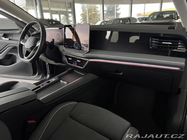 Volkswagen Passat 1,5 eTSI DSG*Masáž*Webast 2024