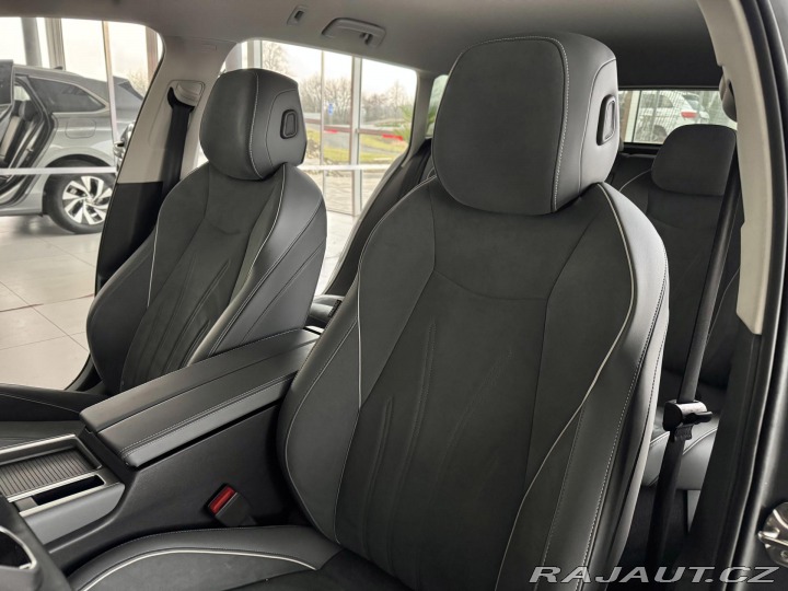 Volkswagen Passat 1,5 eTSI DSG*Masáž*REZERV 2024