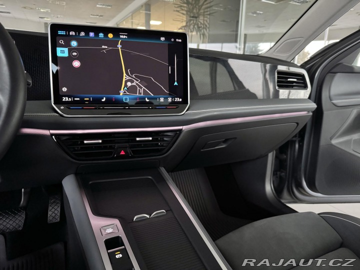 Volkswagen Passat 1,5 eTSI DSG*Masáž*Webast 2024