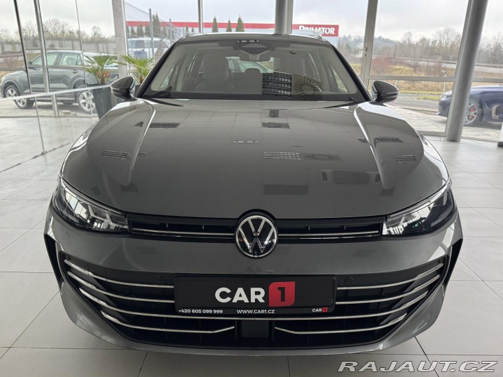 Volkswagen Passat 1,5 eTSI DSG*Masáž*REZERV 2024