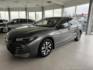 Volkswagen Passat 1,5 eTSI DSG*Masáž*Webast 2024
